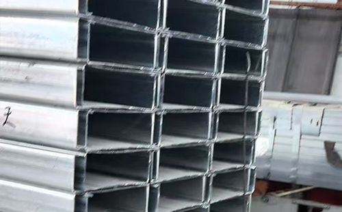 玛多C型钢选型与在轻玛多钢结构中的应用解析