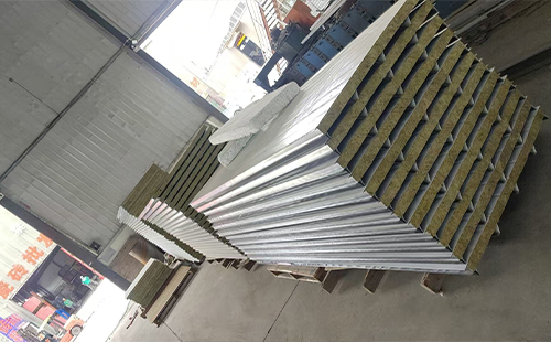 厂房改造选玛多彩钢岩棉夹芯板：防火厚度怎么挑