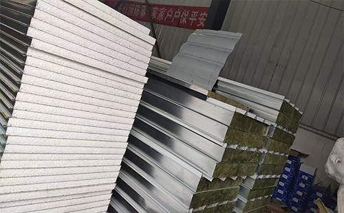 厂房翻新选玛多彩钢岩棉板厚度指南